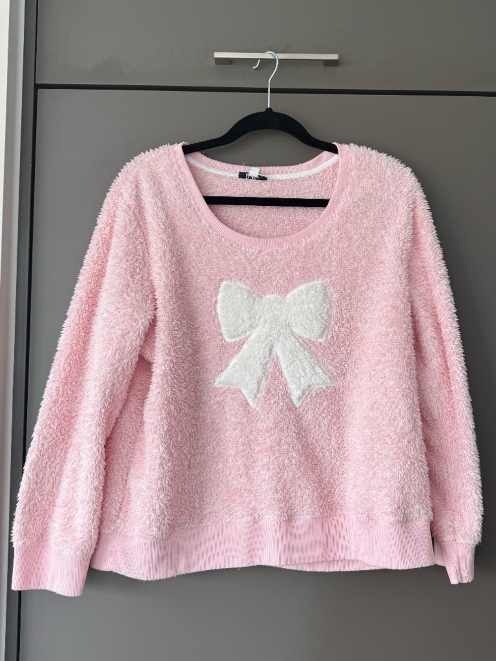 Pink Fuzzy Bow Fleece Sweater Pullover Soft Cozy Size XL